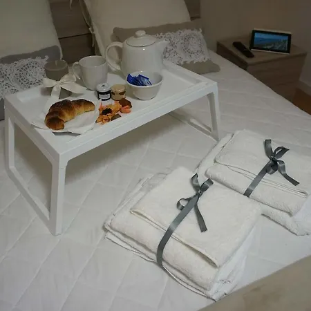 Numero5 Oda ve Kahvaltı 4*