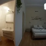 Numero5 Bed & Breakfast