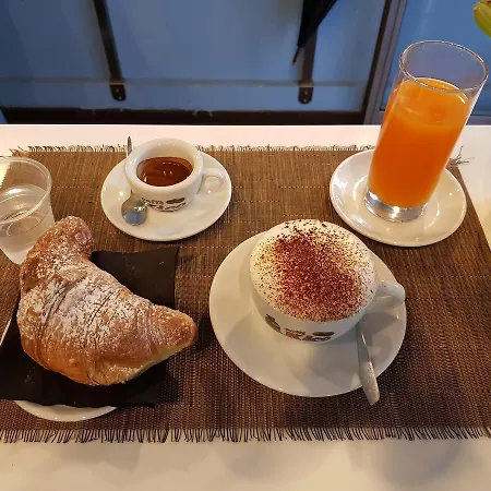 Numero5 Bed & Breakfast 4*