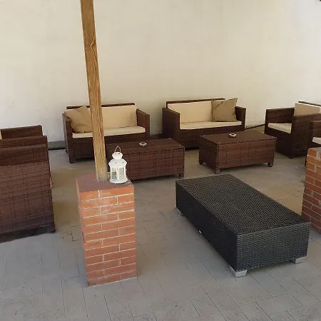 Numero5 Bed & Breakfast 4*